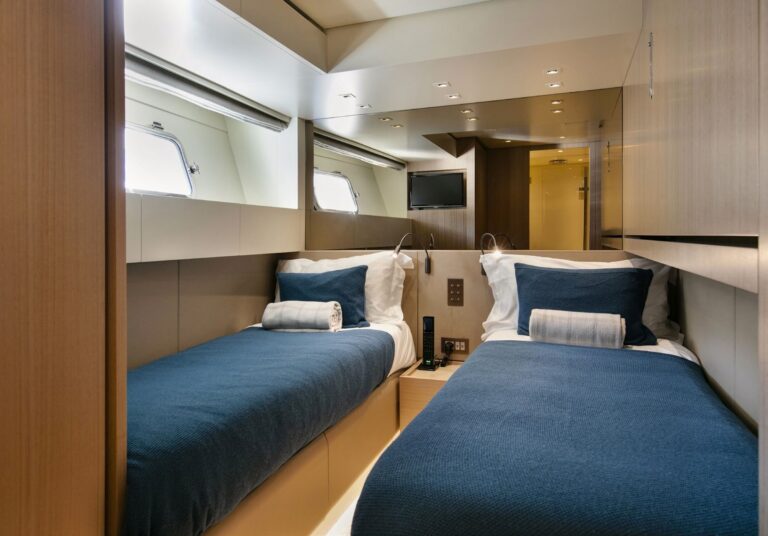 Twin Cabin