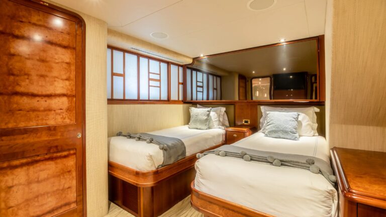 Twin Suite