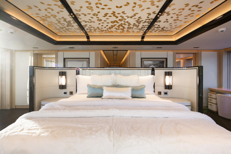 Owner's Deck Suite