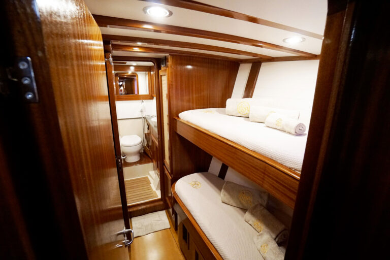 Twin Cabin