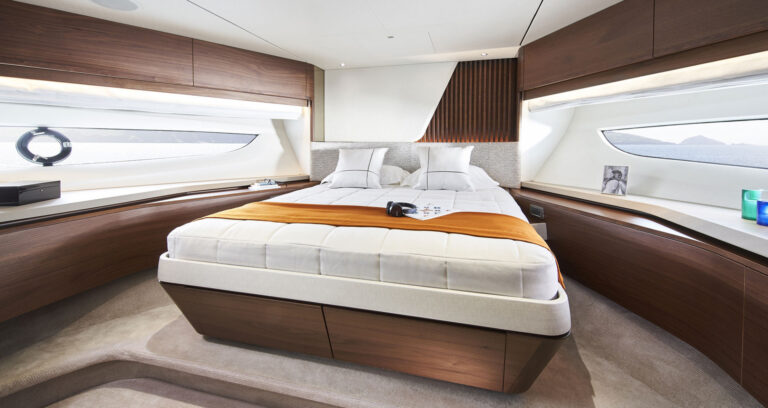 Bow VIP Suite (sistership)