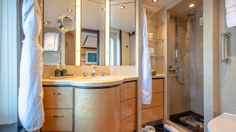 Guest Suite Ensuite