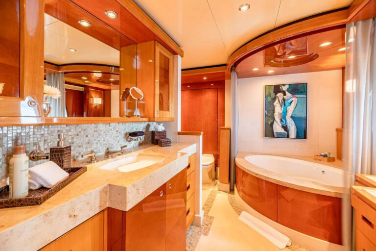 Master Ensuite