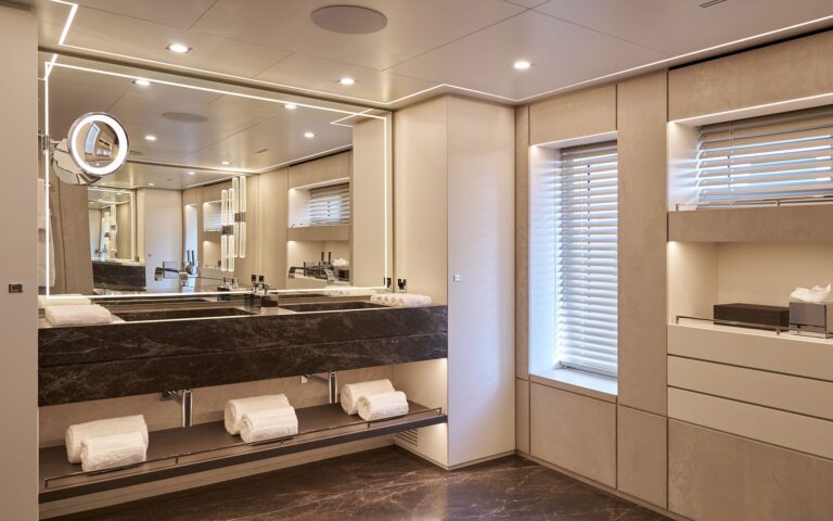 Owner's Ensuite Bathroom