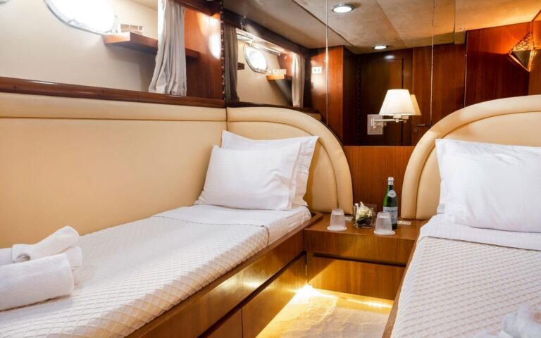 Twin Guest Suite