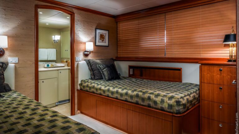 Twin Suite