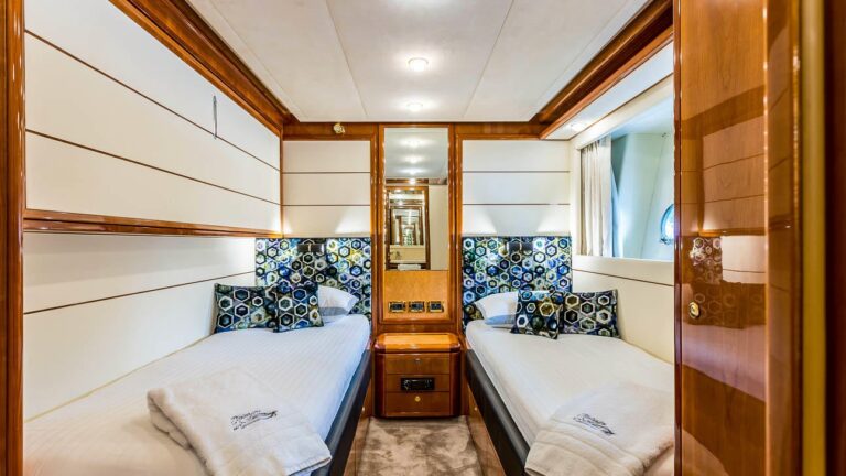 Twin Suite