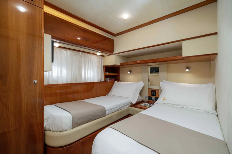 Twin Suite