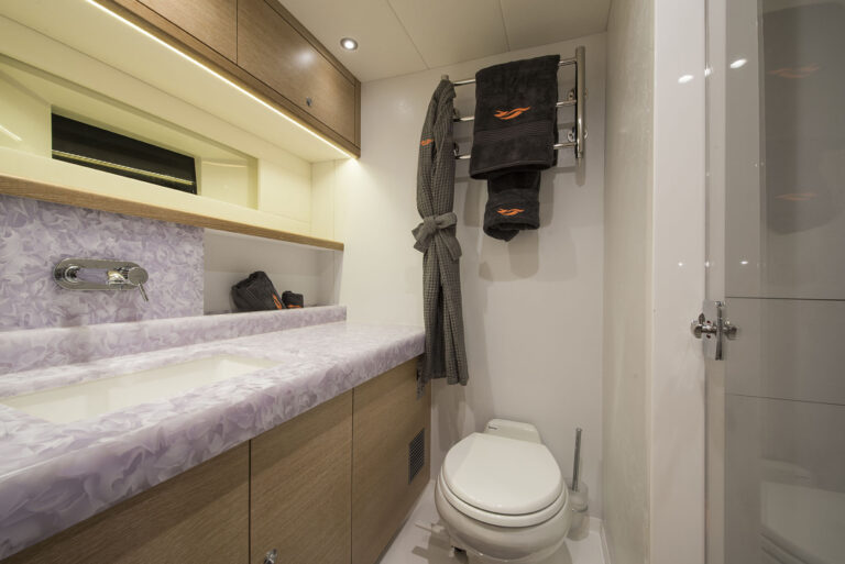 Guest Cabin Ensuite