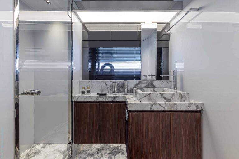 Guest Ensuite (sistership)