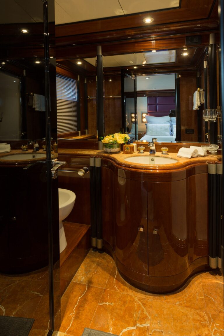 Guest Suite Ensuite