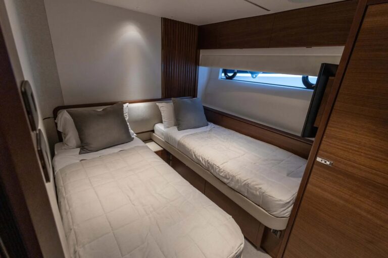 Lower Deck Twin