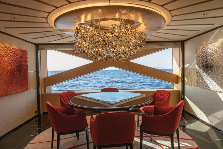 Main Deck Informal Dining