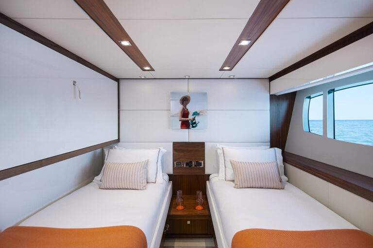 Lower Deck Twin With Pullman