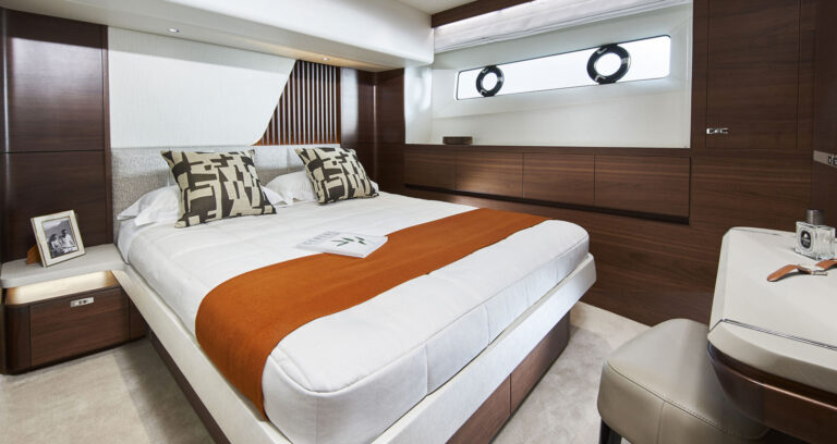 Port Side Double Suite (sistership)