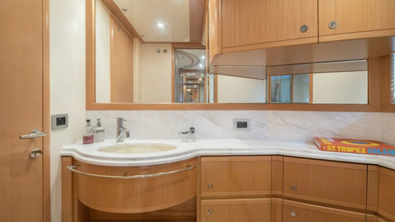 Primary Suite - Additional Ensuite