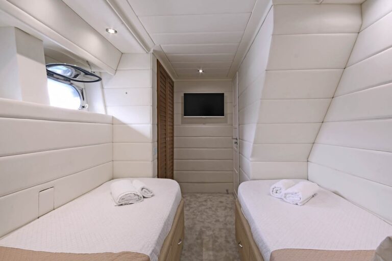 Twin Guest Suite