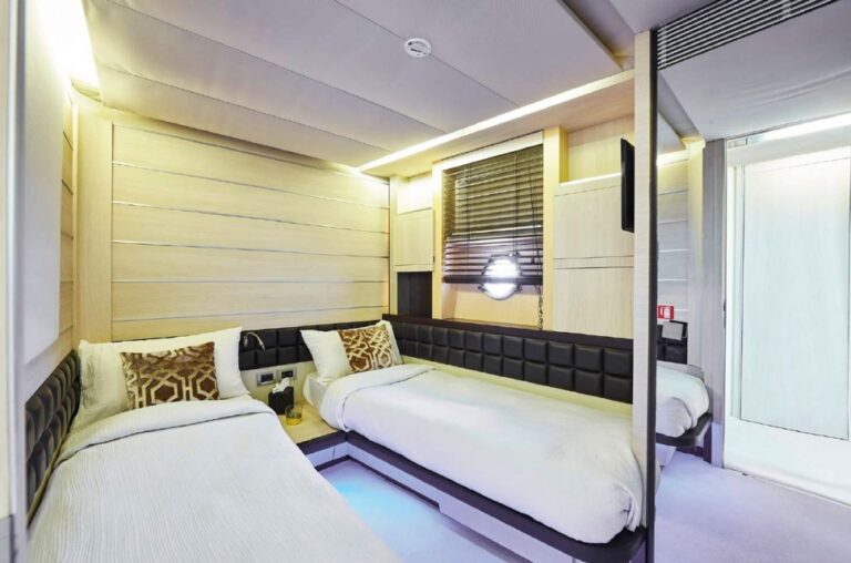Twin Suite
