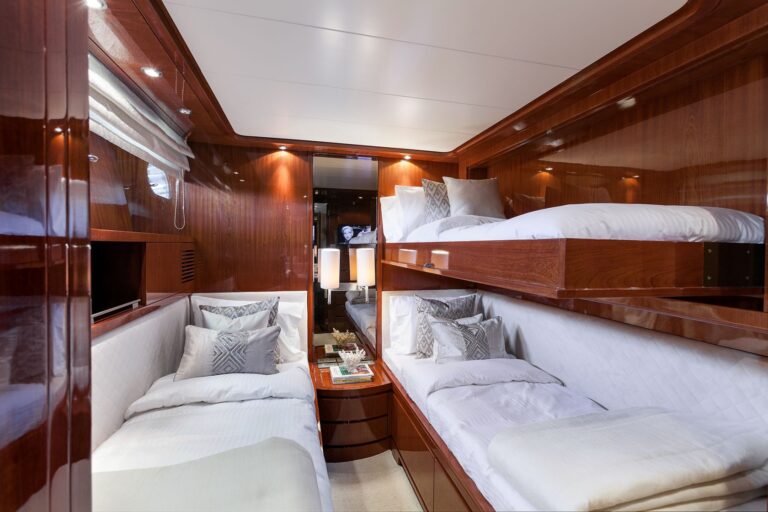 Twin Guest Suite With Pullman Bunk