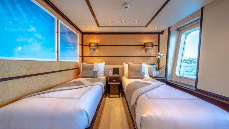 Twin Suite