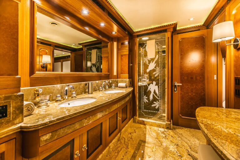 Guest Suite Ensuite