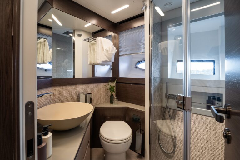 Jack And Jill Bathroom For Twin Suites