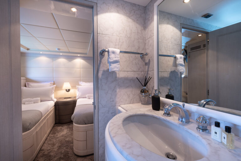 Twin Ensuite