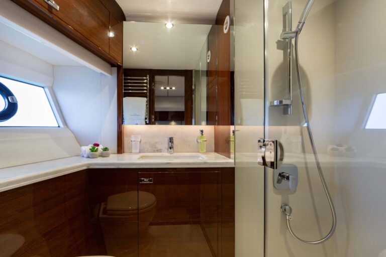 Twin Ensuite