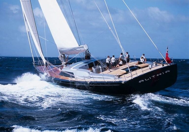 The 40m Yacht ALITHIA