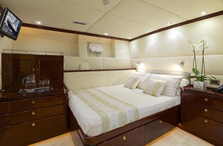 The 40m Yacht ALLURE