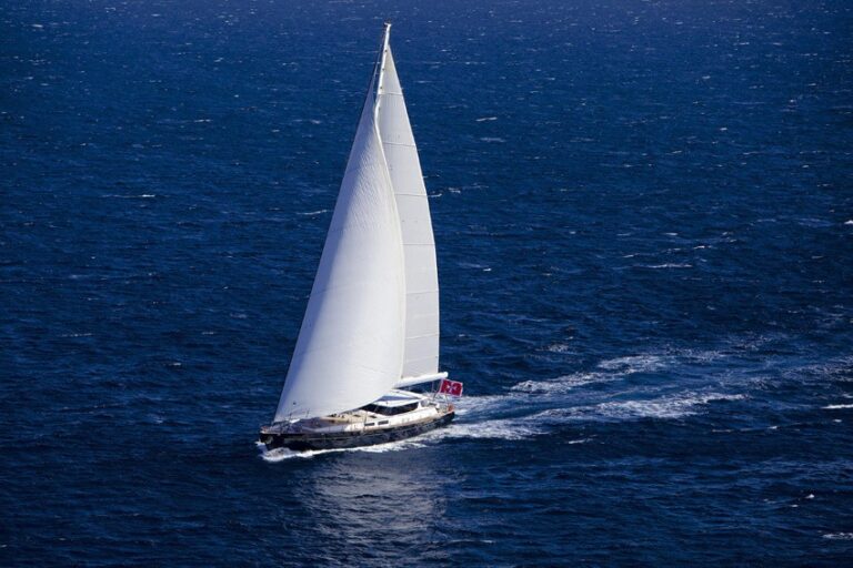 The 40m Yacht ALLURE