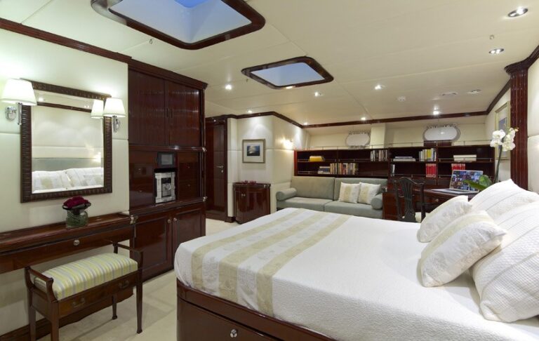 The 40m Yacht ALLURE
