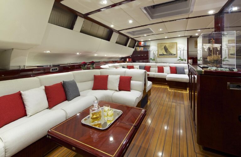 The 40m Yacht ALLURE