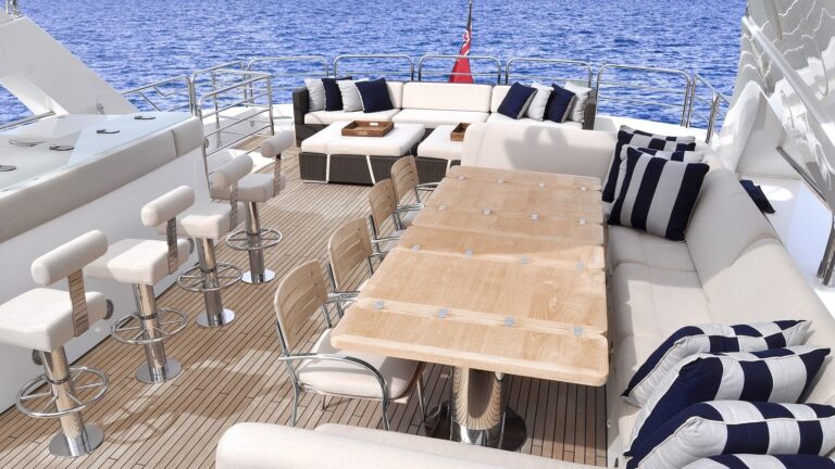 The 40m Yacht CHIQUI