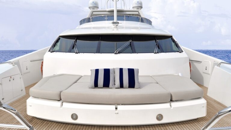 The 40m Yacht CHIQUI