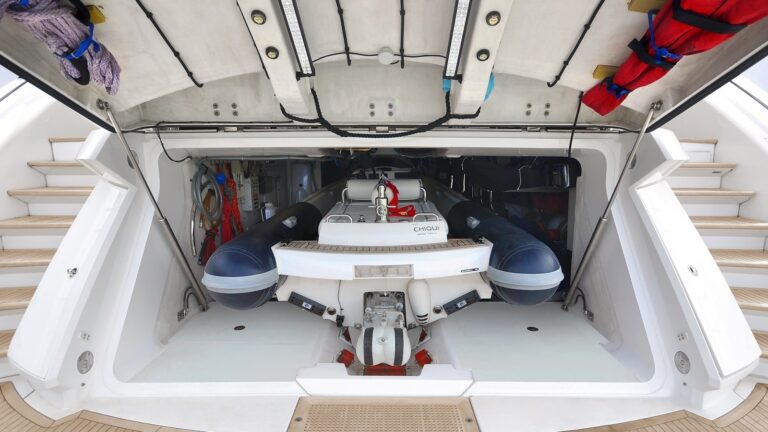 The 40m Yacht CHIQUI