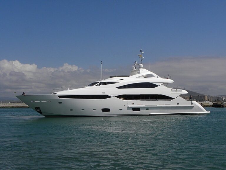 The 40m Yacht JELANA