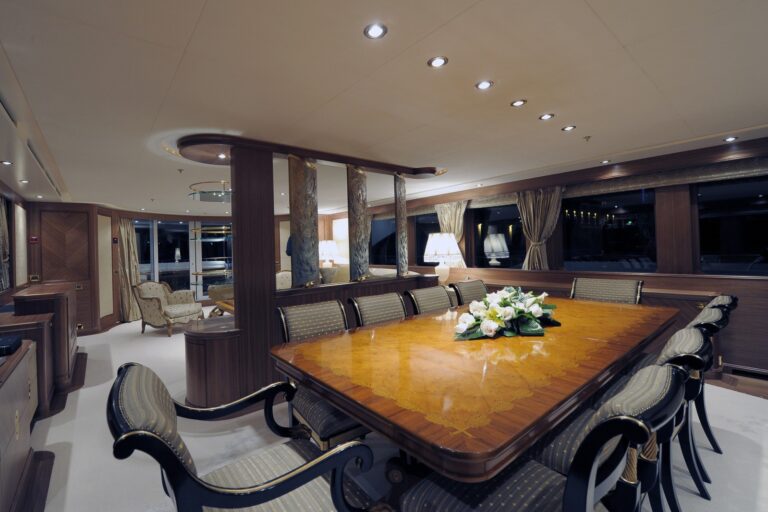 The 40m Yacht KITTY