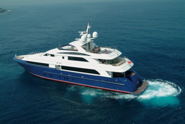 Cruising On Board Yacht LADY LEILA