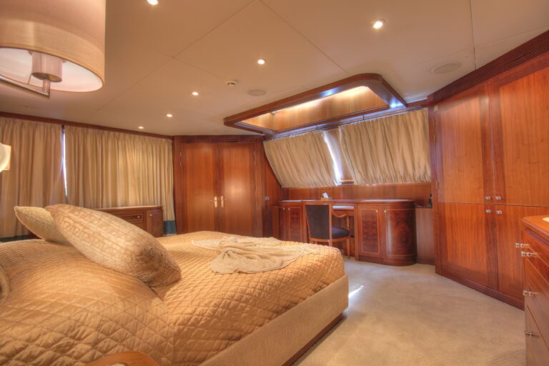The 40m Yacht MONTE CARLO