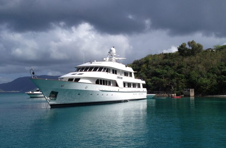 The 40m Yacht MONTE CARLO