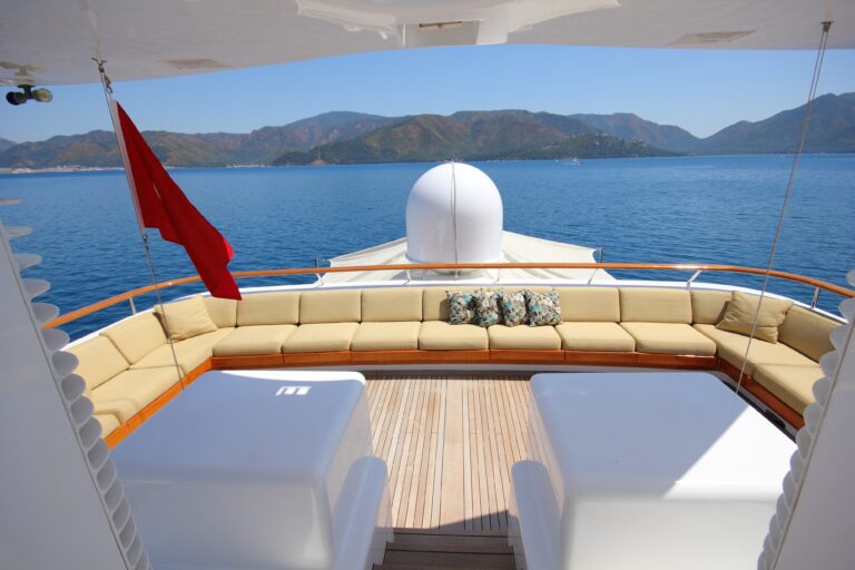 The 40m Yacht MONTE CARLO