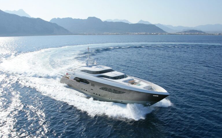 Cruising Aboard Yacht NAMASTE 8