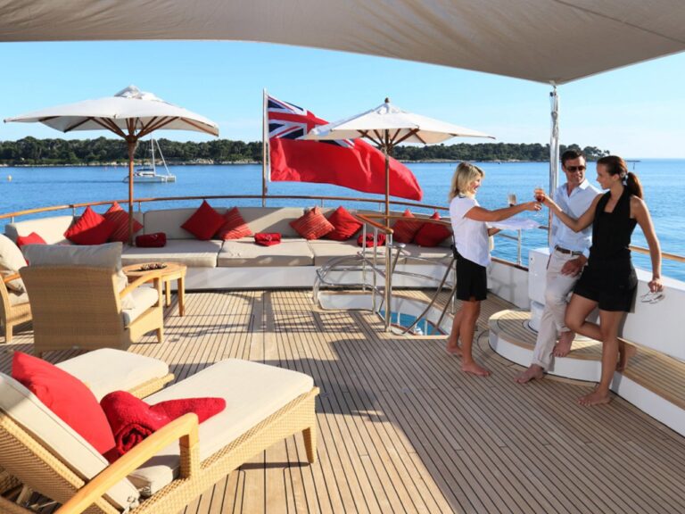 The 40m Yacht PARVATI