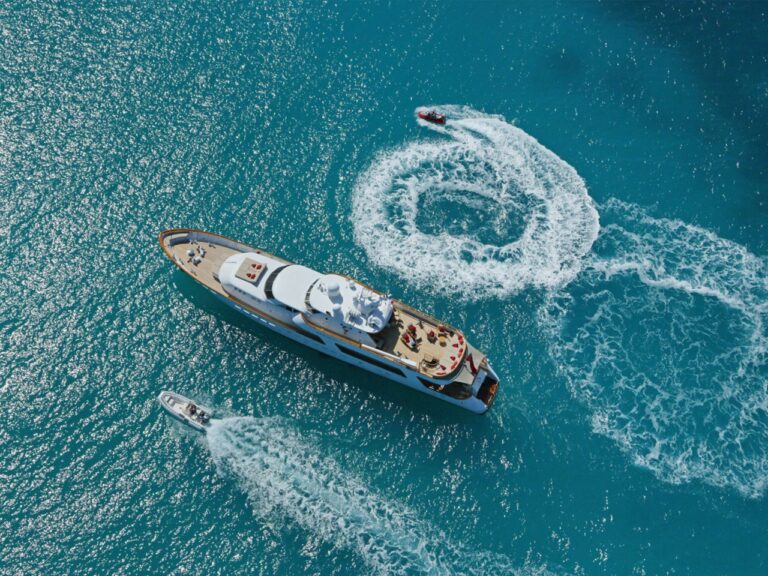 The 40m Yacht PARVATI