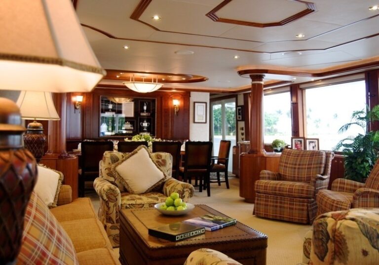 The 40m Yacht SEA BEAR