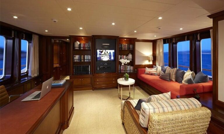 The 40m Yacht SEAFLOWER