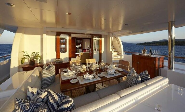 The 40m Yacht SEAFLOWER