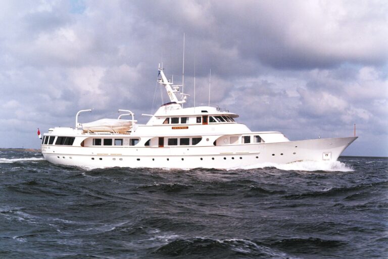 De Voogt Naval Architects
