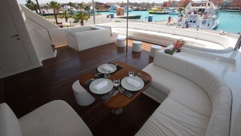 Eating/dining On Board Yacht SEVEN SPICES